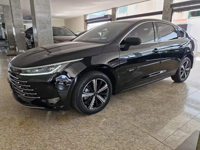 Carro BYD King 2025 DM-i GS