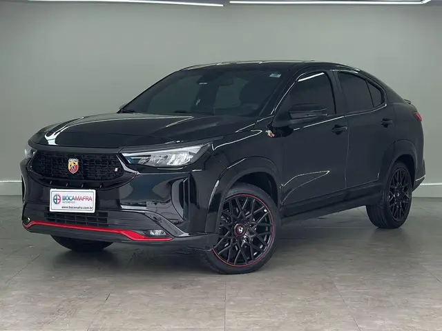 Carro Fiat Fastback 2025 Abarth