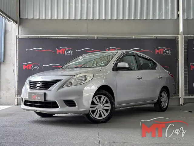 Carro Nissan Versa 2014 1.6 16V SV (Flex)