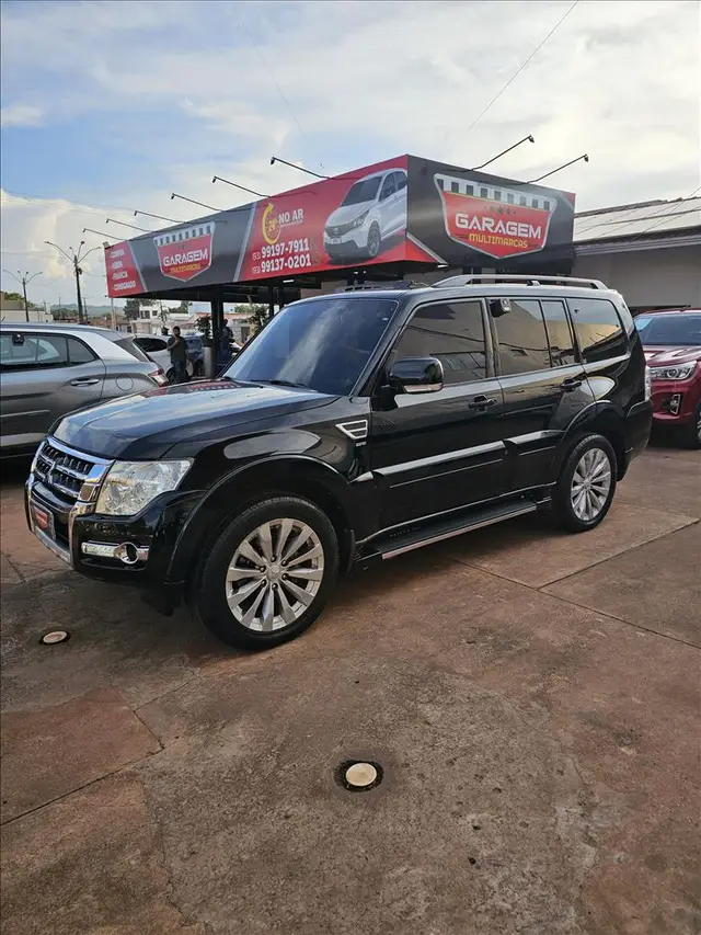 Carro Mitsubishi Pajero 2016 3.2 DI-D HPE 4WD (Aut)