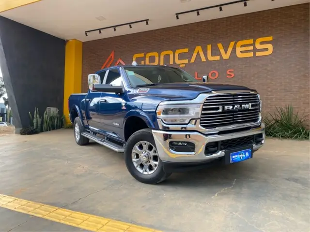 Carro Ram 3500 2022 Laramie 6.7