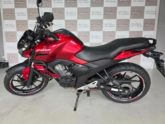 Moto Yamaha Fazer FZ15 2023 ABS