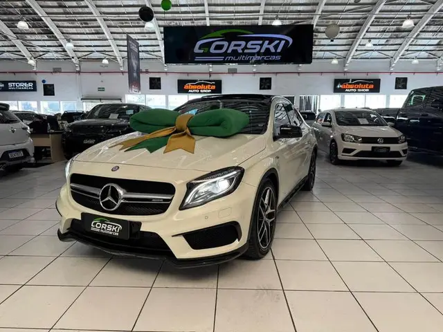 Carro Mercedes-Benz GLA 45 AMG  2016 GLA 45 AMG 4Matic DCT