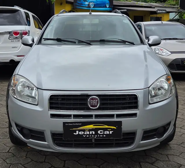 Carro Fiat Strada 2011 Working 1.4 (Flex) (Cabine Dupla)