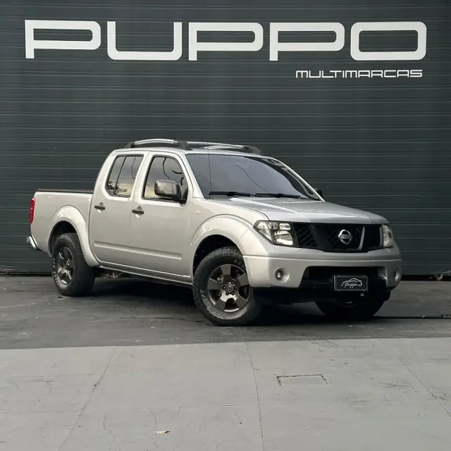 Carro Nissan Frontier 2009 XE 4x2 2.5 16V (cab. dupla)