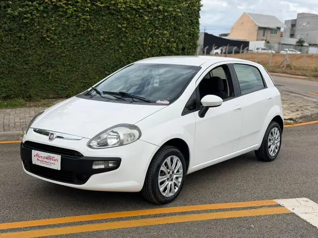 Carro Fiat Punto 2014 Attractive 1.4 (Flex)