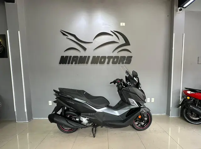 Moto Dafra Cruisym 2024 300