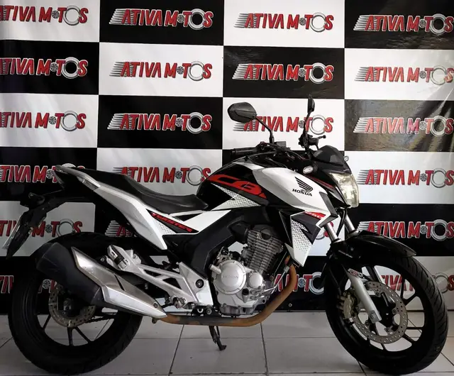 Moto Honda CB 250F Twister 2019 Standard