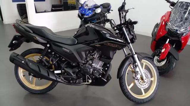 Moto Yamaha YBR 150 Factor 2025 DX