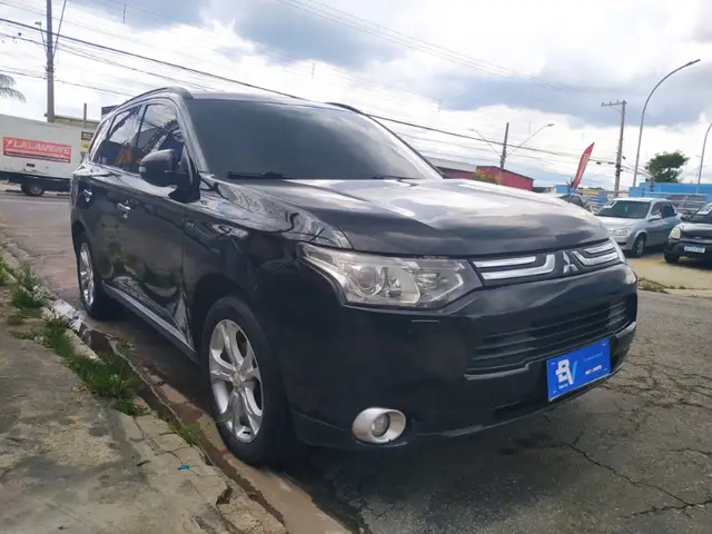 Carro Mitsubishi Outlander 2014 GT 4WD 3.0 V6 (Aut)