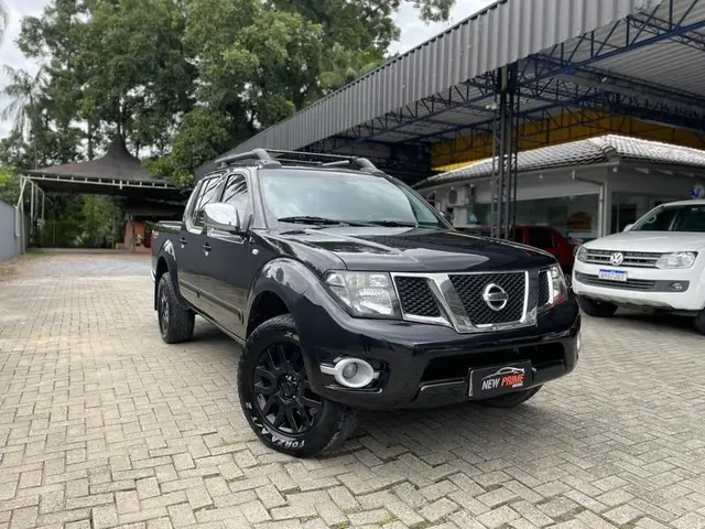 Carro Nissan Frontier 2014 2.5 TD CD 4x2 SV Attack