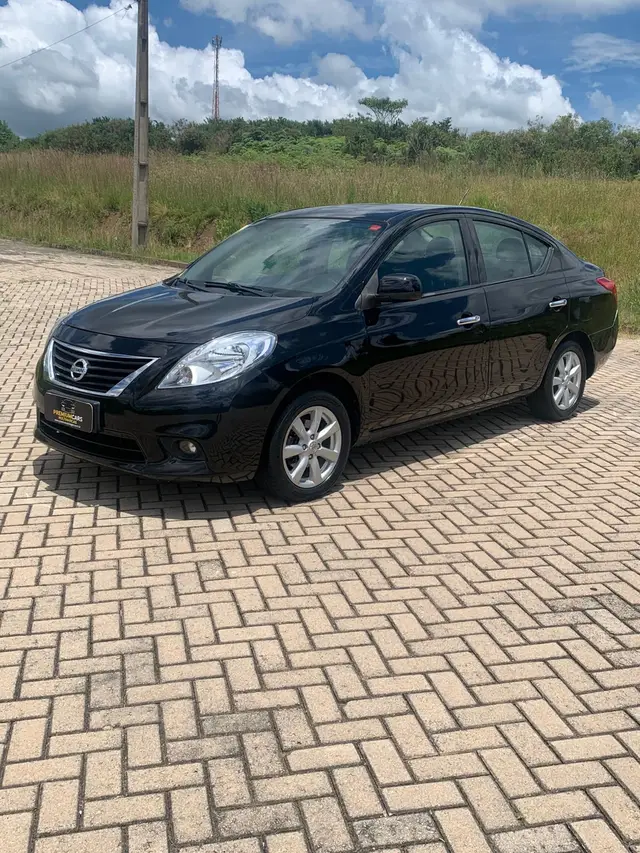 Carro Nissan Versa 2014 1.6 16V SL (Flex)