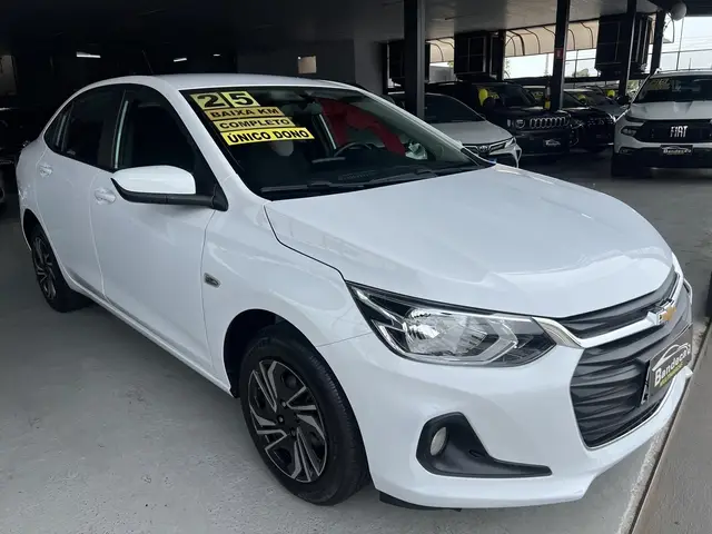 Carro Chevrolet Onix Plus 2025 LT 1.0