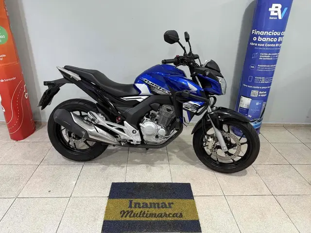 Moto Honda CB 250F Twister 2021 (CBS)