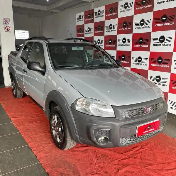 Carro Fiat Strada 2018 Adventure 1.8 16V (Flex) (Cabine Dupla)