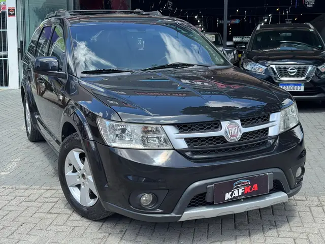 Carro Fiat Freemont 2012 2.4 16V Precision (Aut)