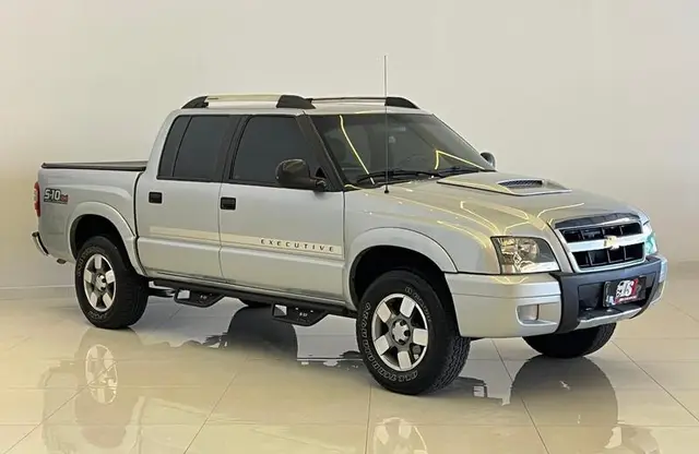 Carro Chevrolet S10 Cabine Dupla 2010 S10 Executive 4x4 2.8 Turbo Electronic (Cab Dupla)