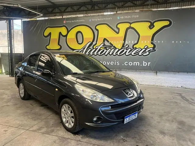 Carro Peugeot 207 Sedan 2010 207 Passion XR 1.4 8V (flex)