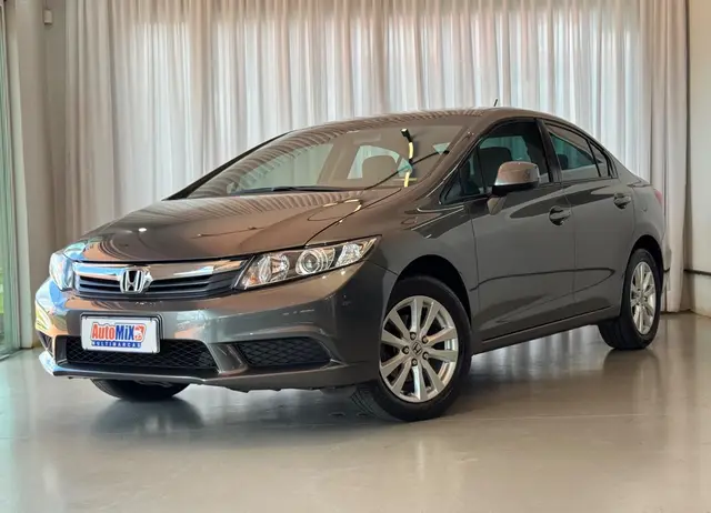 Carro Honda Civic 2014 LXS 1.8 i-VTEC (Aut) (Flex)