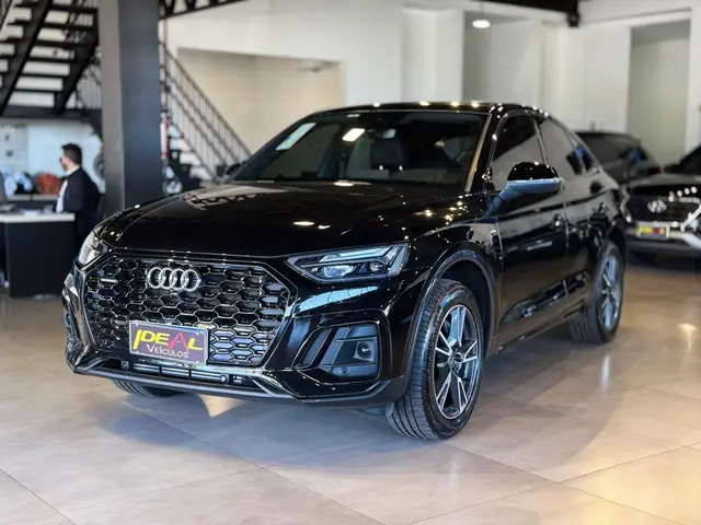 Carro Audi Q5 Sportback 2023 Q5 SB P Black. 2.0 TFSIe S.Tr. Qt (Hib.)