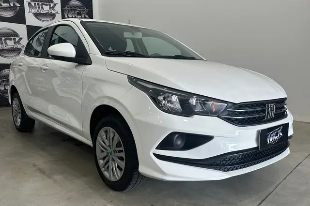 Carro Fiat Cronos 2024 Drive 1.3