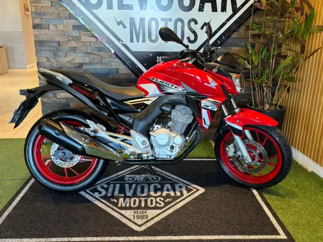 Moto Honda CB 250F Twister 2021 (CBS)