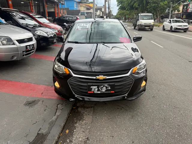 Carro Chevrolet Onix Plus 2024 LT 1.0