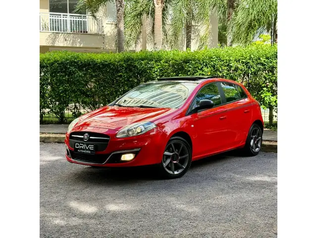 Carro Fiat Bravo 2016 Sporting 1.8 16V Dualogic (Flex)