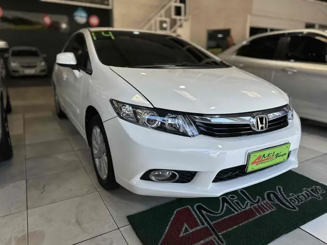 Carro Honda Civic 2014 New  LXS 1.8 16V i-VTEC (Flex)