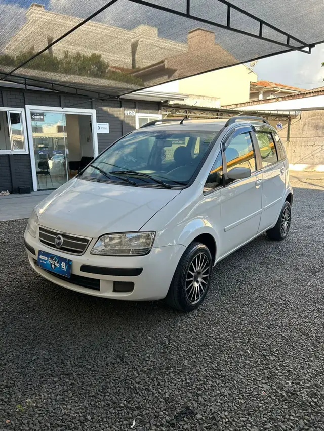 Carro Fiat Idea 2007 ELX 1.4 (Flex)