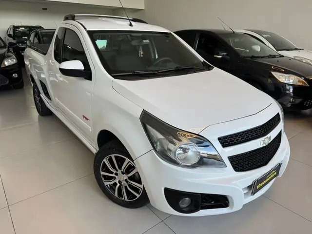 Carro Chevrolet Montana 2012 Sport 1.4 (Flex)