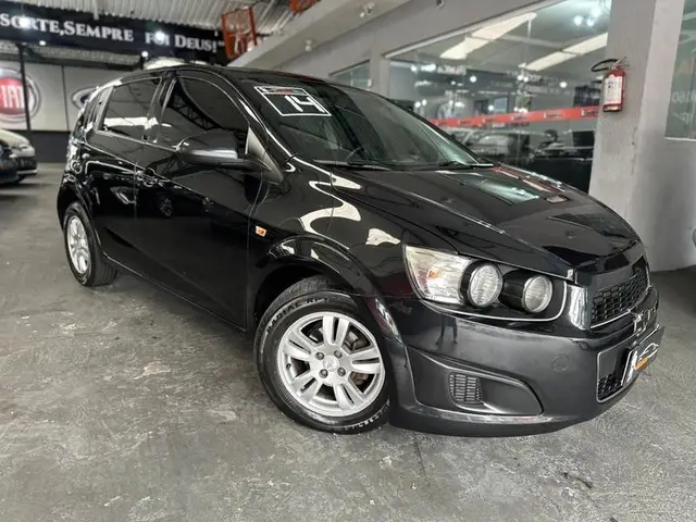 Carro Chevrolet Sonic 2014 Hatch LT 1.6 (Aut)
