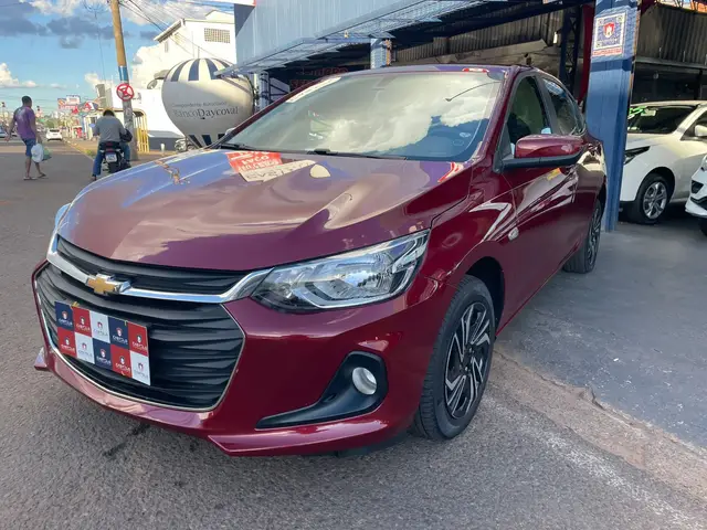 Carro Chevrolet Onix Plus 2024 LT 1.0