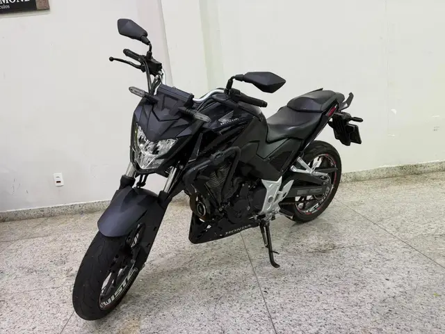 Moto Honda CB 300F Twister 2023 (CBS)