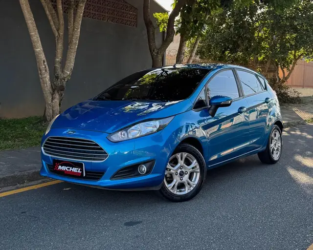 Carro Ford Fiesta Hatch 2016 1.6 (Flex)
