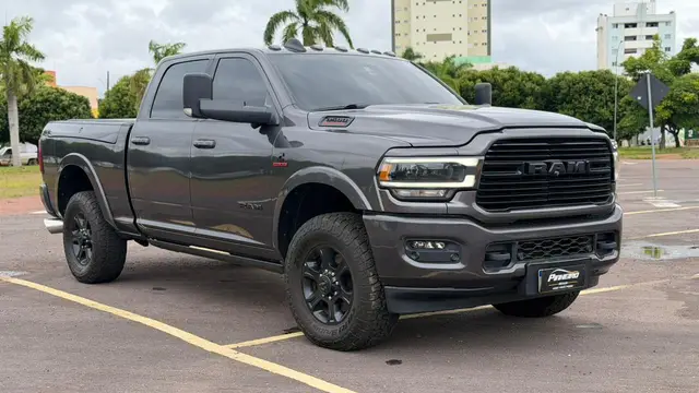 Carro Ram 3500 2022 Laramie 6.7