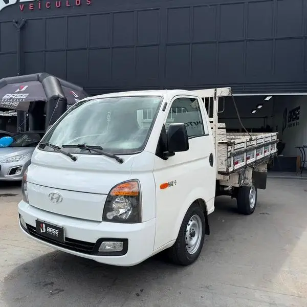 Caminhão Hyundai HR 2014 2.5 CRDi HD Longo sem Caçamba