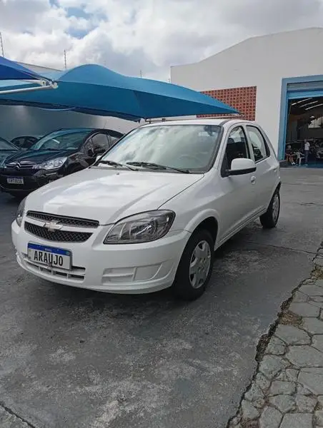 Carro Chevrolet Celta 2013 LT 1.0 (Flex)