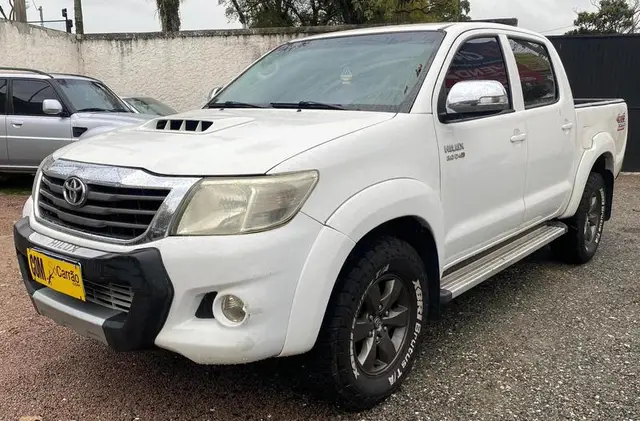 Carro Toyota Hilux Cabine Dupla 2015 Hilux 3.0 TDI 4x4 CD SRV (Diesel)