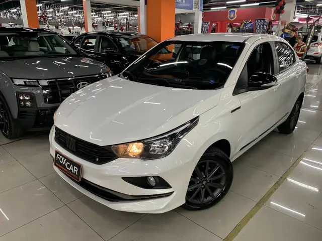 Carro Fiat Cronos 2025 Drive S-Design 1.3