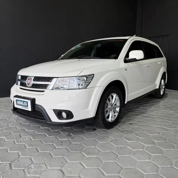 Carro Fiat Freemont 2014 2.4 16V Precision (Aut)