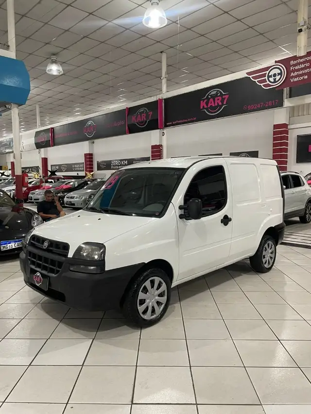 Carro Fiat Doblò Cargo 2009 1.4 8V (Flex)