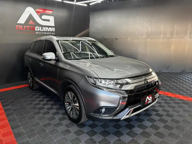 Carro Mitsubishi Outlander 2019 2.0 HPE 7L CVT
