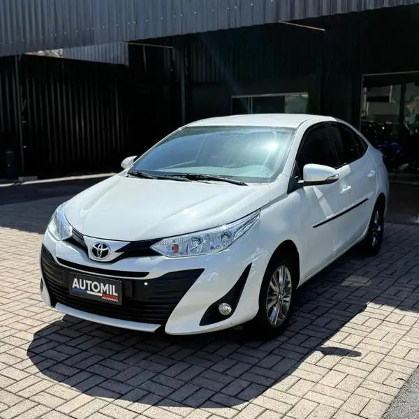 Carro Toyota Yaris 2020 1.3 XL (Flex)