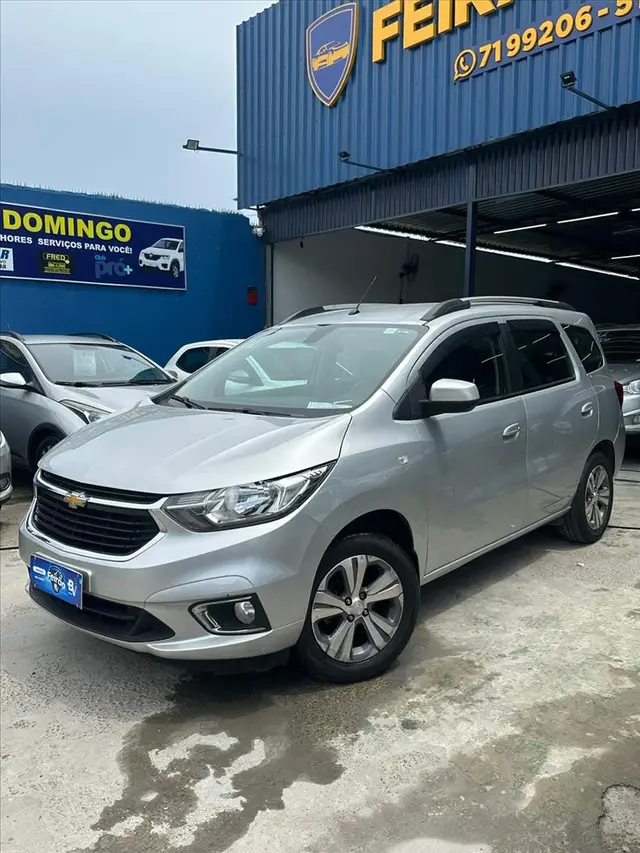 Carro Chevrolet Spin 2023 Premier 1.8 (Aut.)