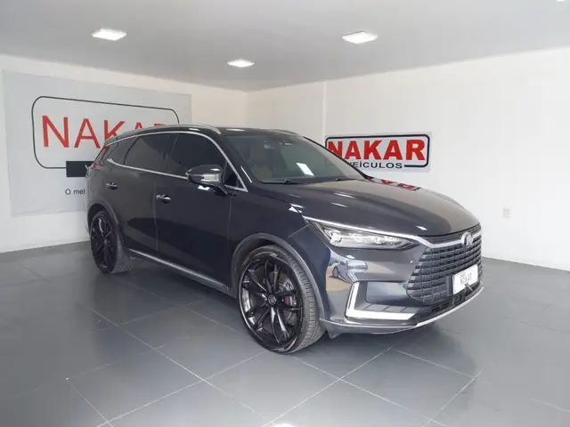 Carro BYD Tan 2022 EV