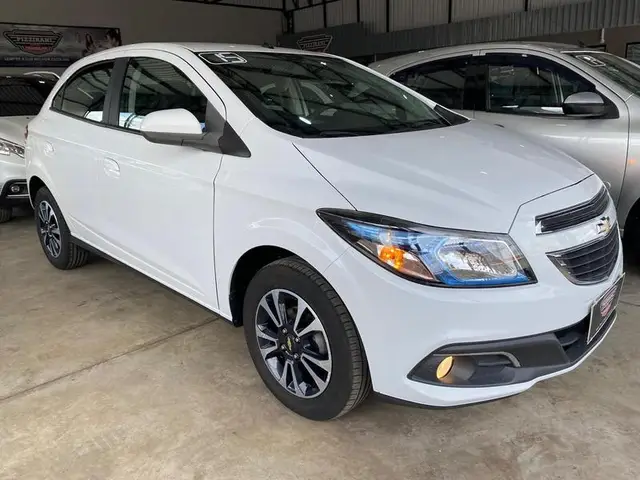 Carro Chevrolet Onix 2015 1.4 LTZ SPE/4
