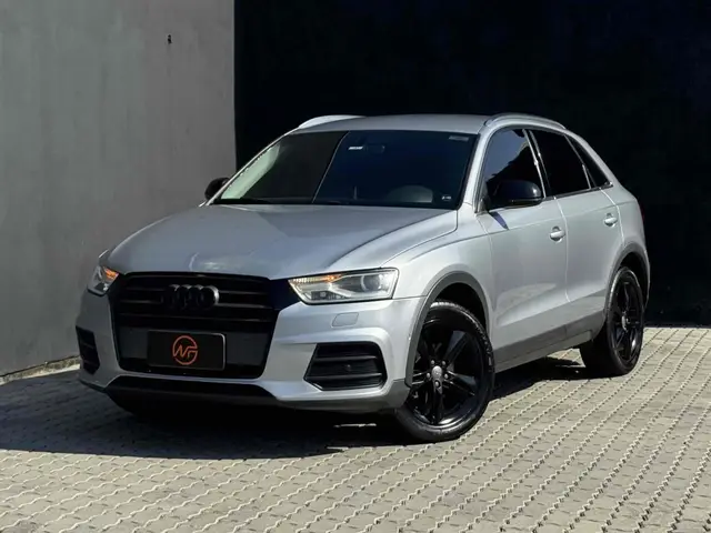 Carro Audi Q3 2018 1.4 TFSI Ambiente S Tronic