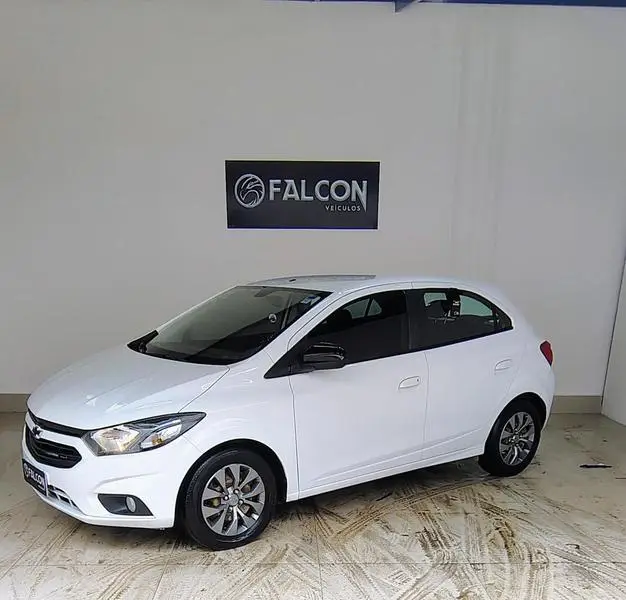 Carro Chevrolet Onix 2021 1.0 (Flex)