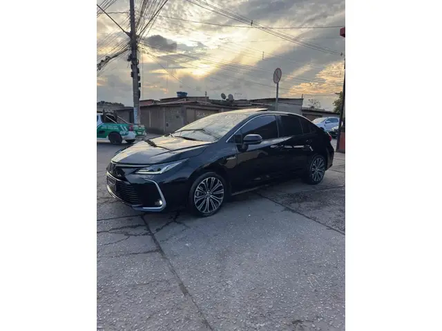 Carro Toyota Corolla 2023 Altis Hybrid Premium 1.8 Flex
